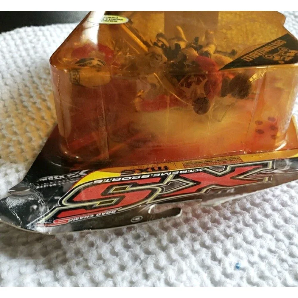 New Road Champs XS Travis Pastrana Suzuki RM250 Dirt Bike Action Figure #199